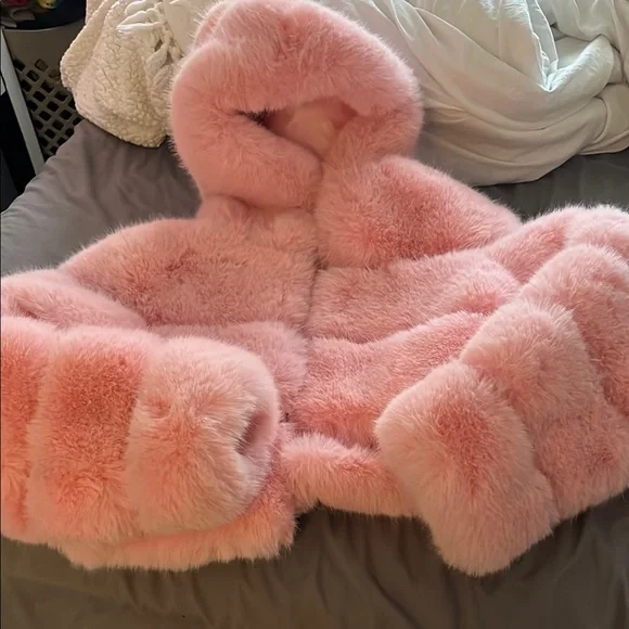 cropped fur coat - Picture 4 of 6